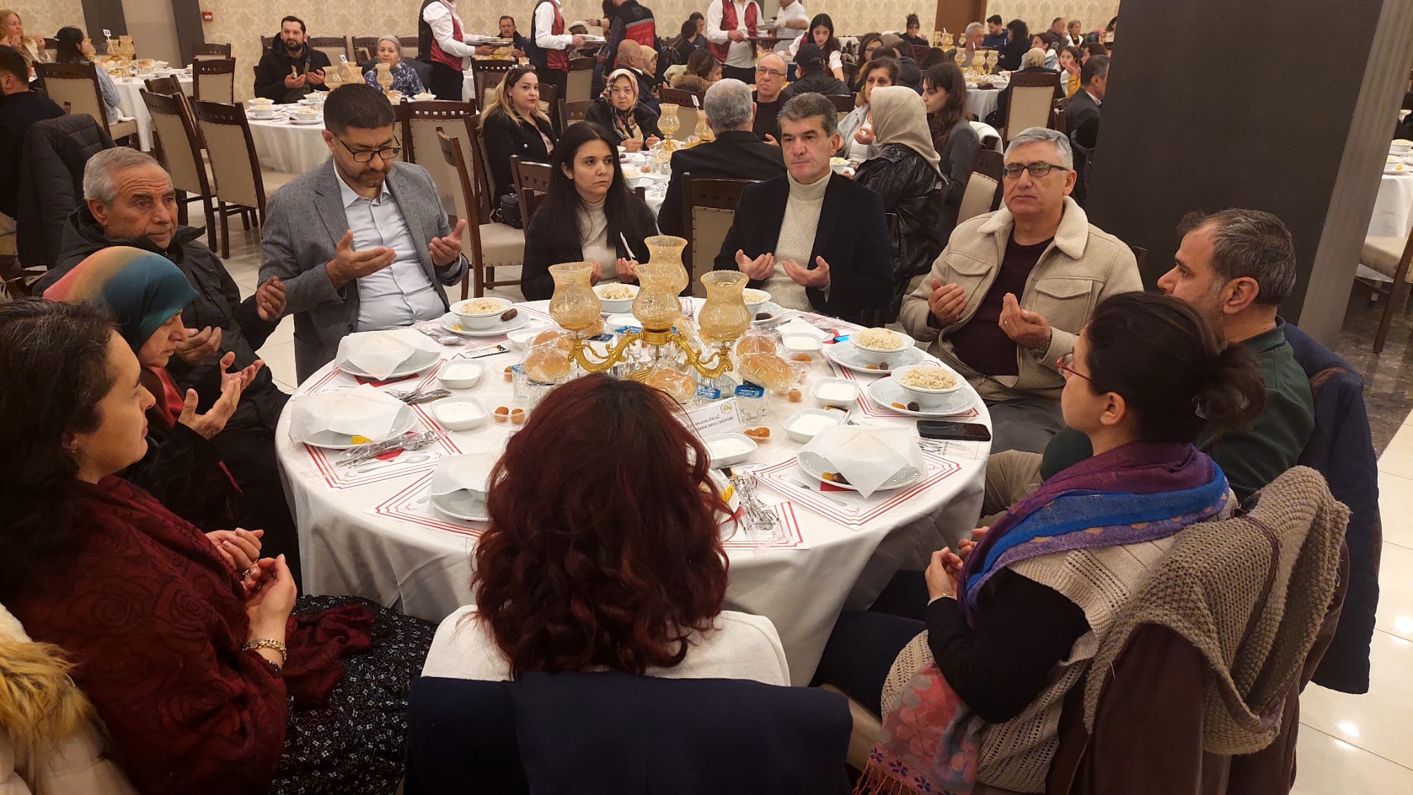 Nazilli Kaymakamlığından Şehit ve Gaziler onuruna yemek