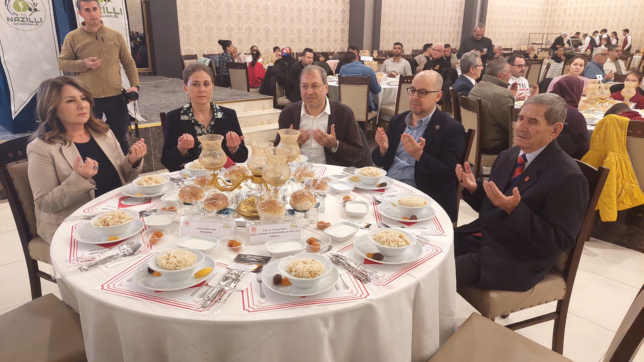 Nazilli Kaymakamlığından Şehit ve Gaziler onuruna yemek