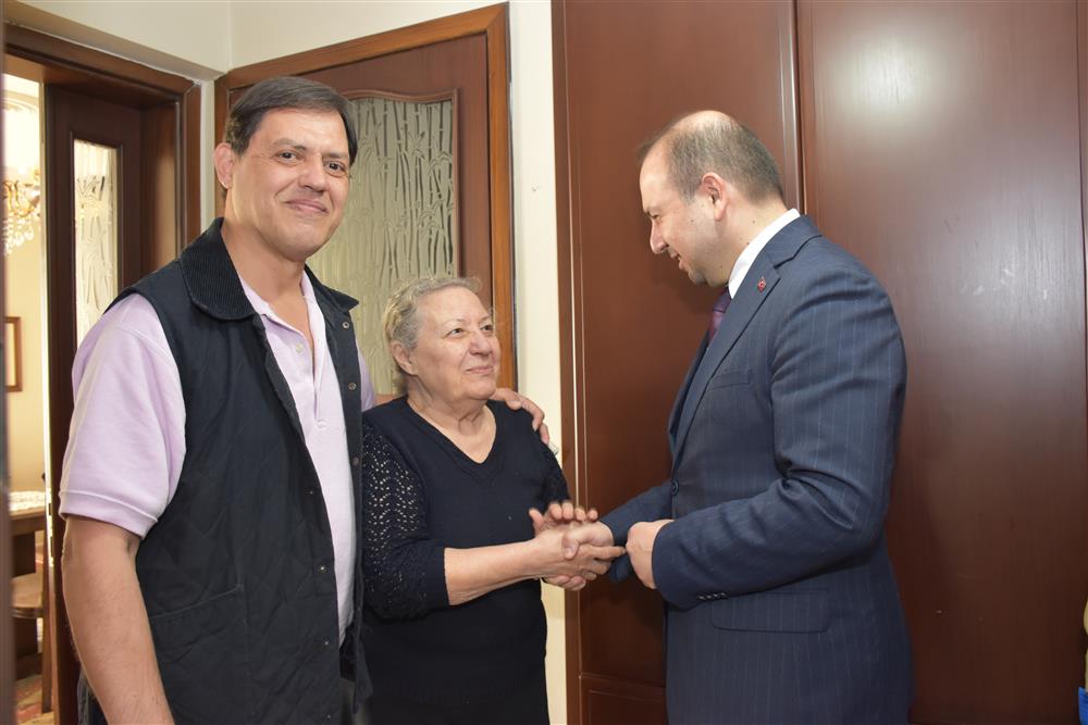 YAŞLILARA SAYGI HAFTASINDA YAŞLILARI UNUTMADILAR