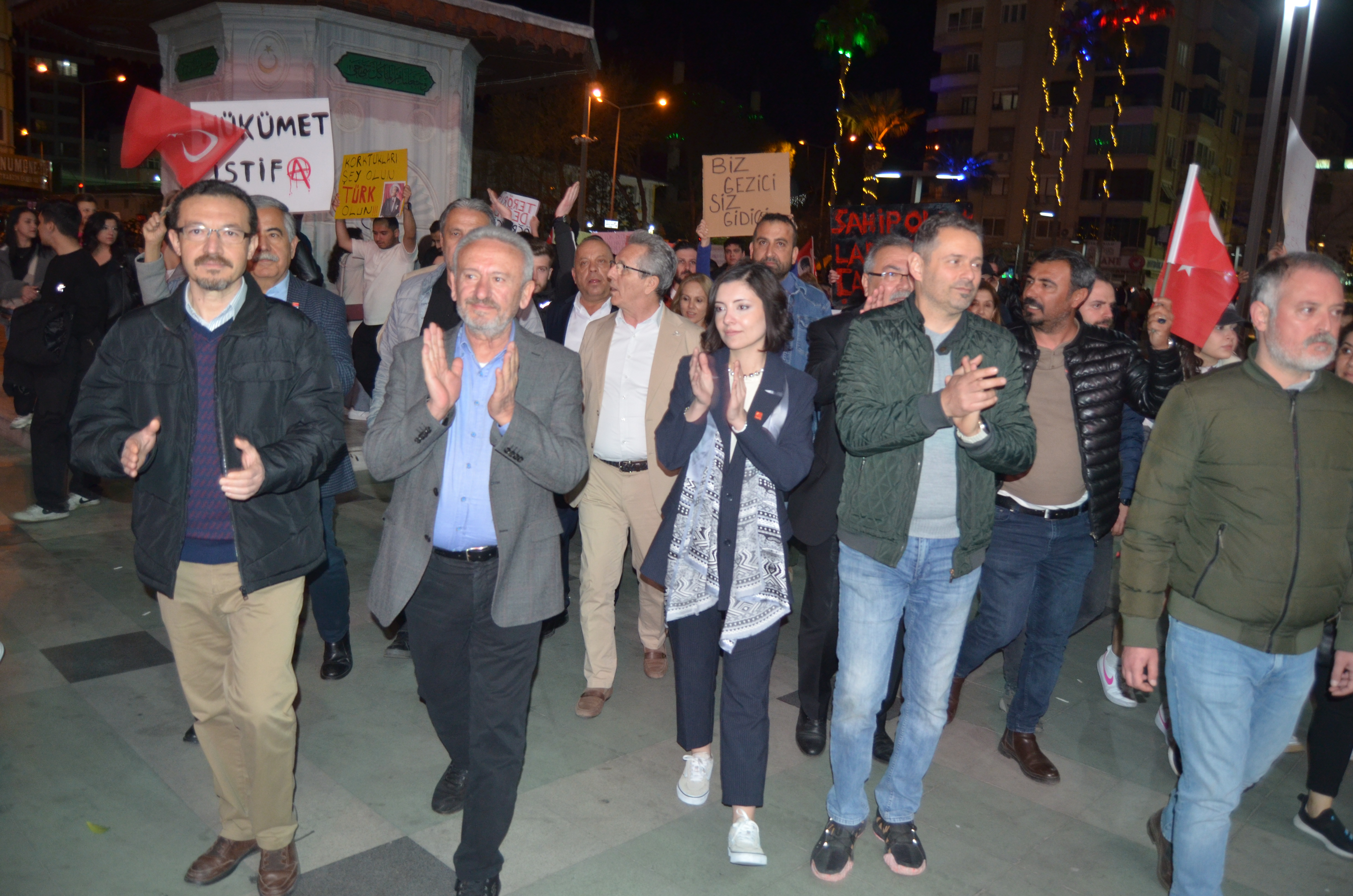 CHP ‘Saraçhane Ruhu ile Yürüyoruz’ diyerek meydandaydı