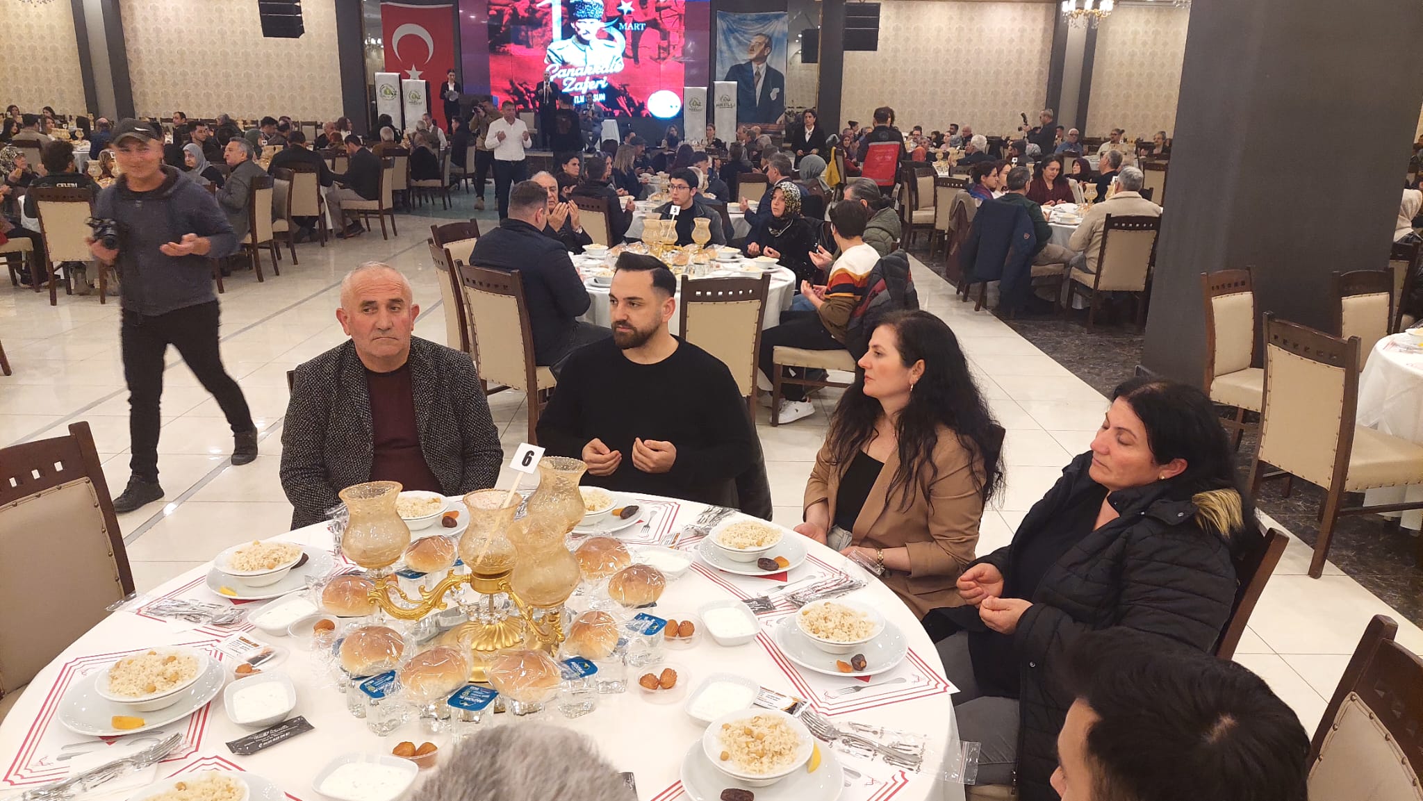 Nazilli Kaymakamlığından Şehit ve Gaziler onuruna yemek