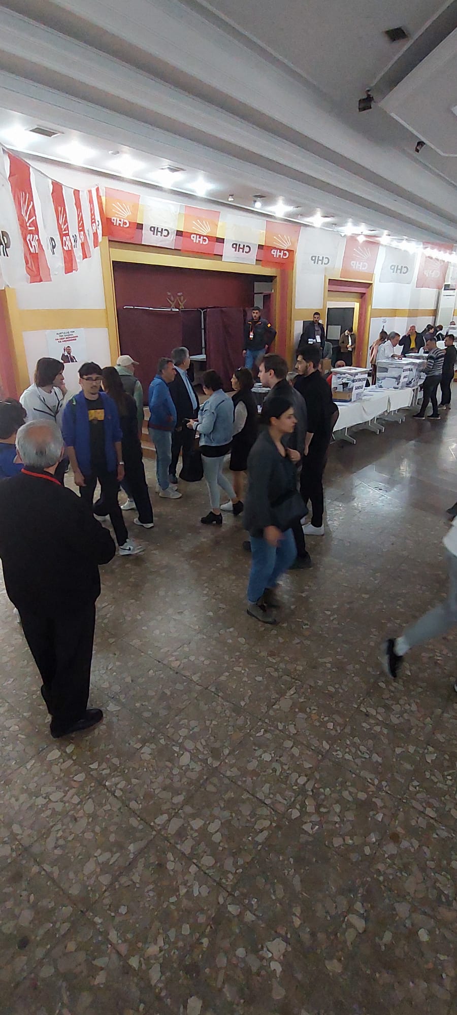 CHP’nin ön seçim sandıklarına Yoğun ilgi