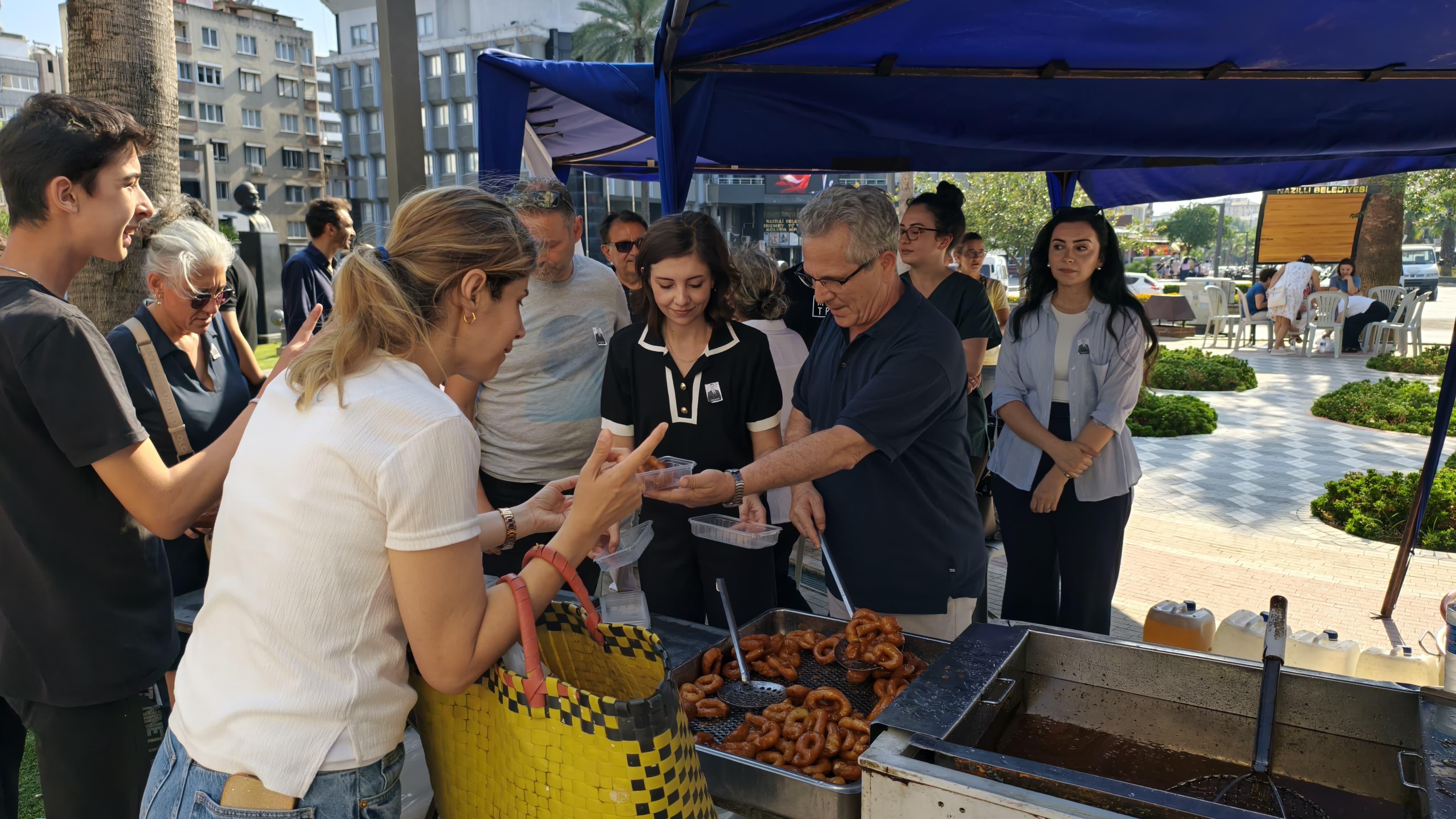 CHP FERDİ ZEYREK İCİN LOKMA DÖKTÜ 