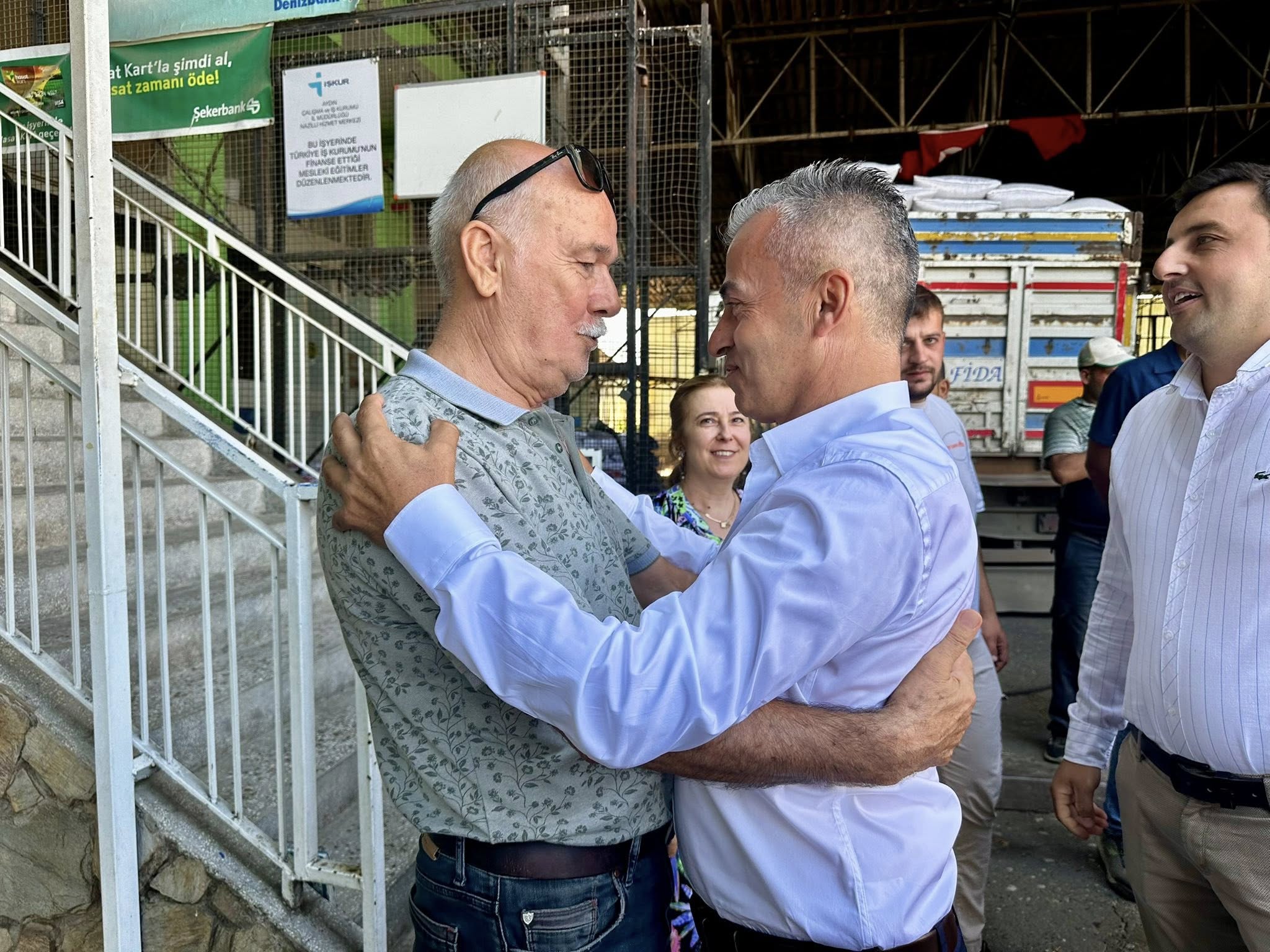 Örkoop’ta Kapucu Mesaiye başladı.