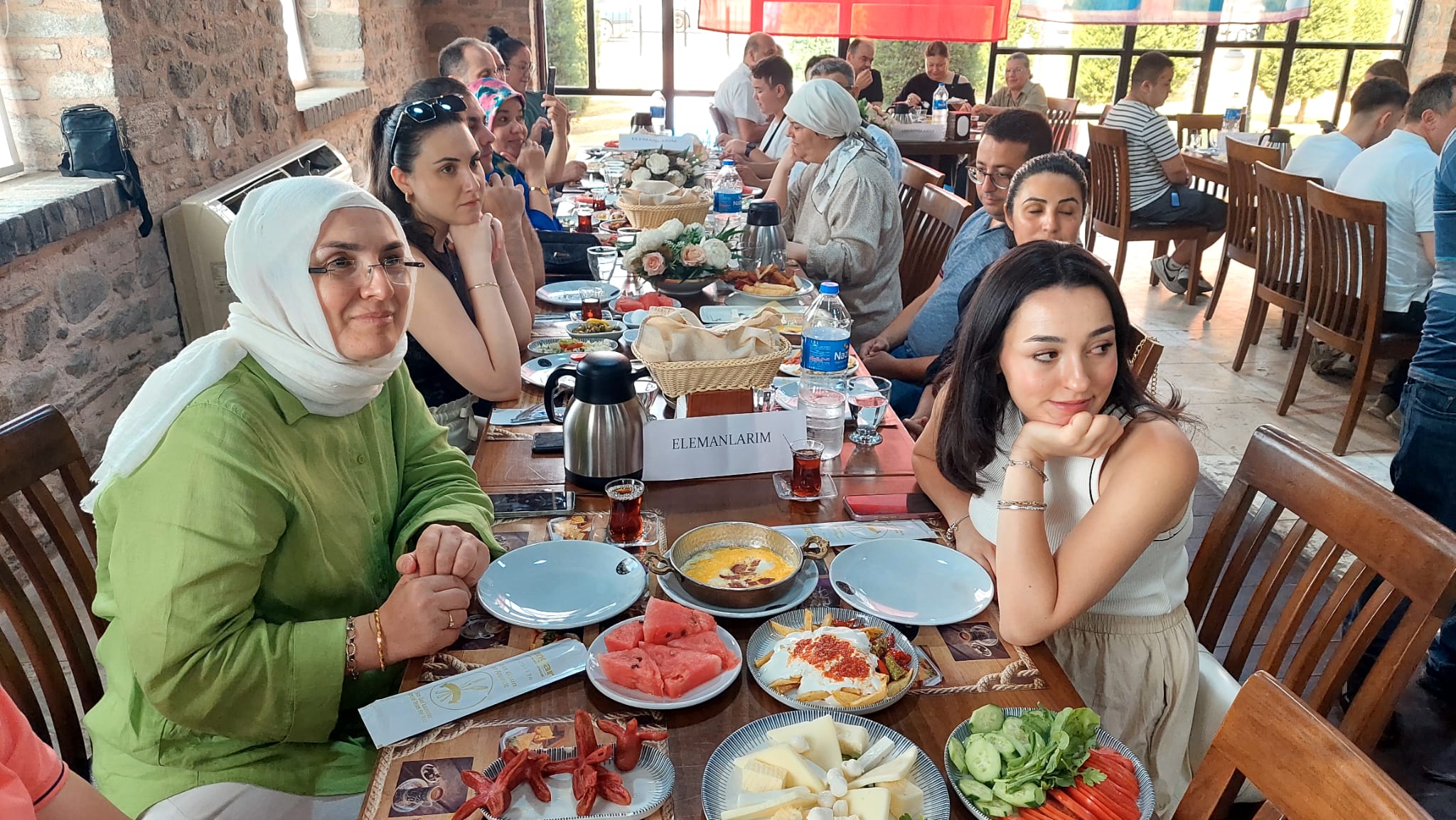 Meslekte 39. Yılını Personelleri ve dostları ile Kutladı