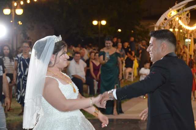 Fatih ve Elif Dünya evine girdi