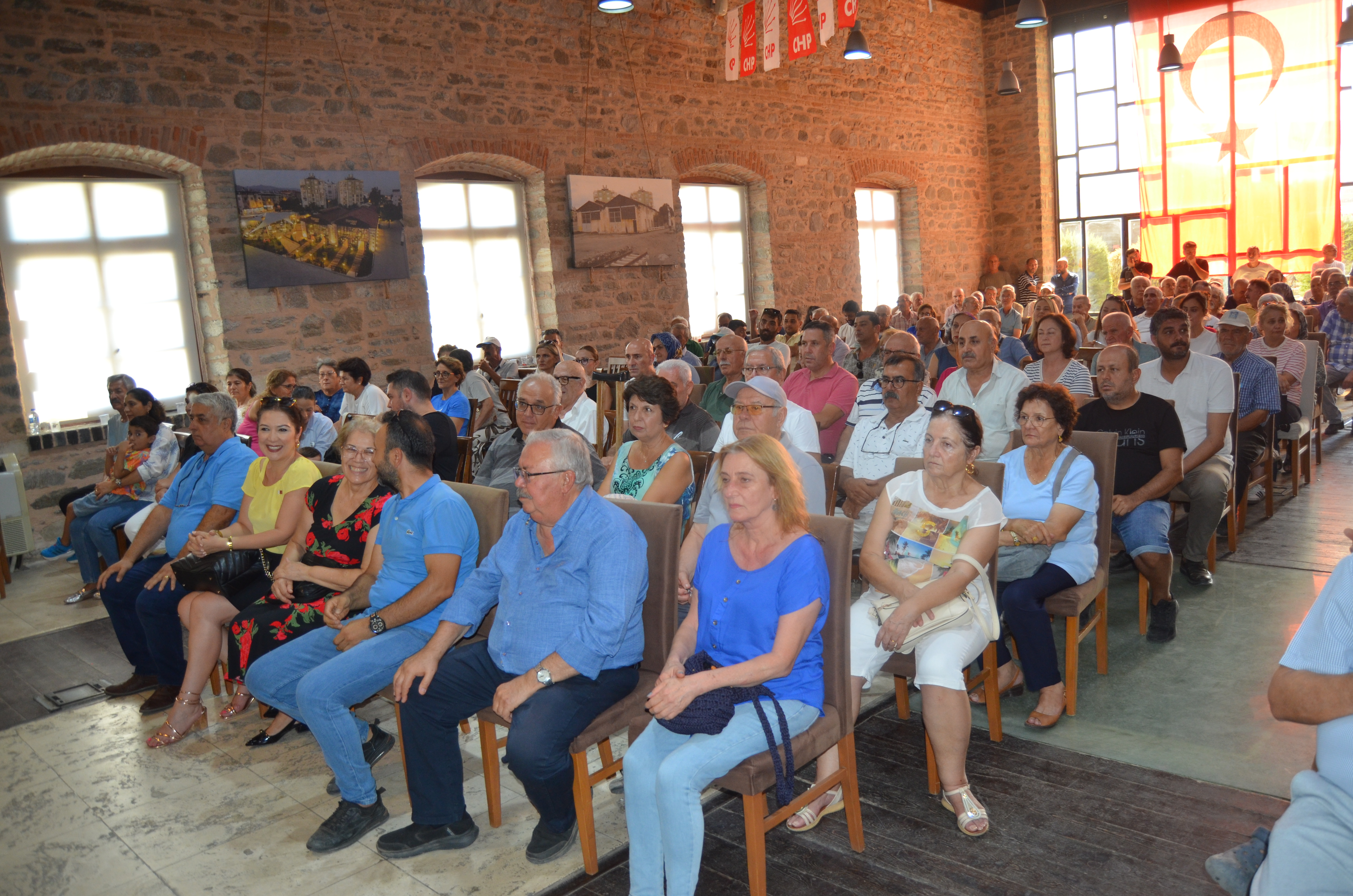 CHP'DE SELÇUK AĞCA 'BENDE ADAYIM' DEDİ