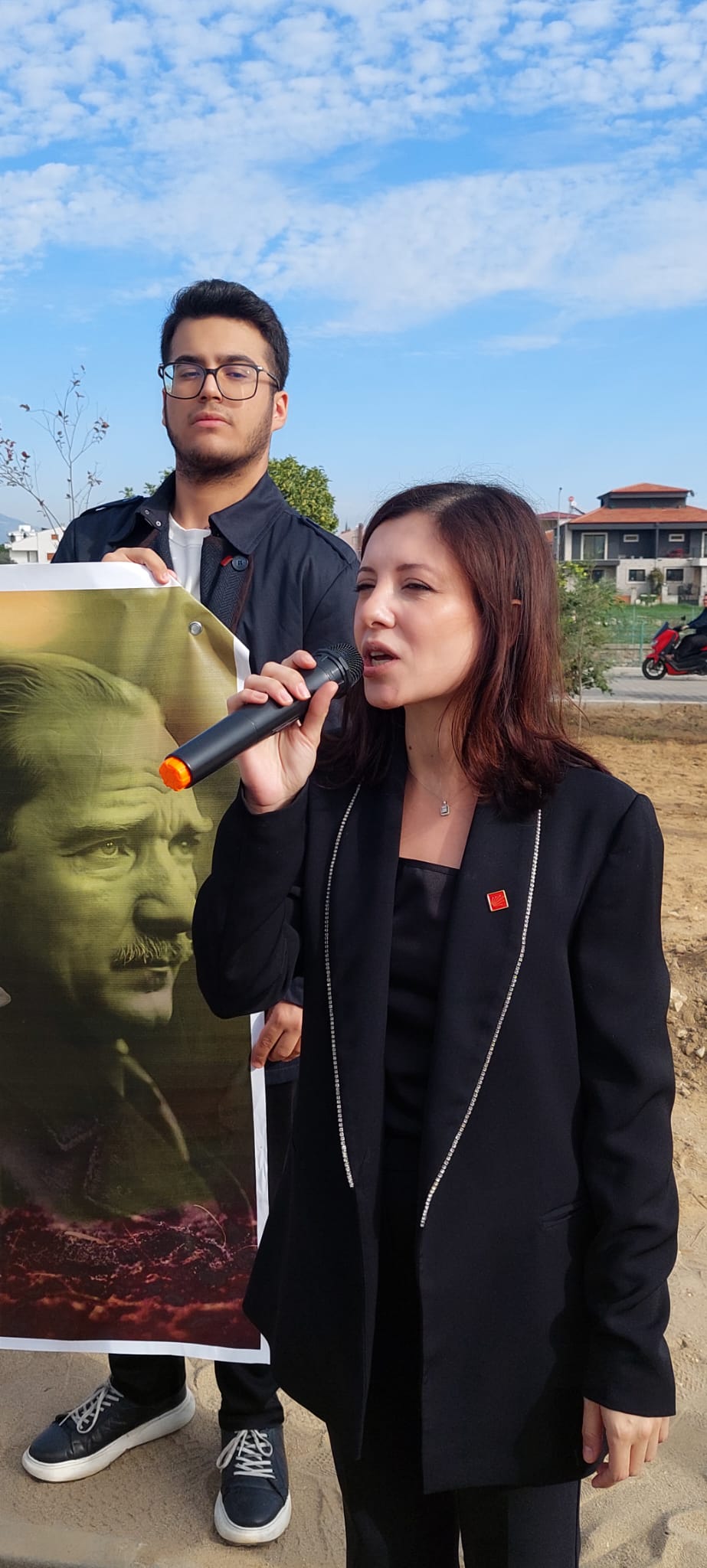 CHP Atatürk için 87 Fidan dikti