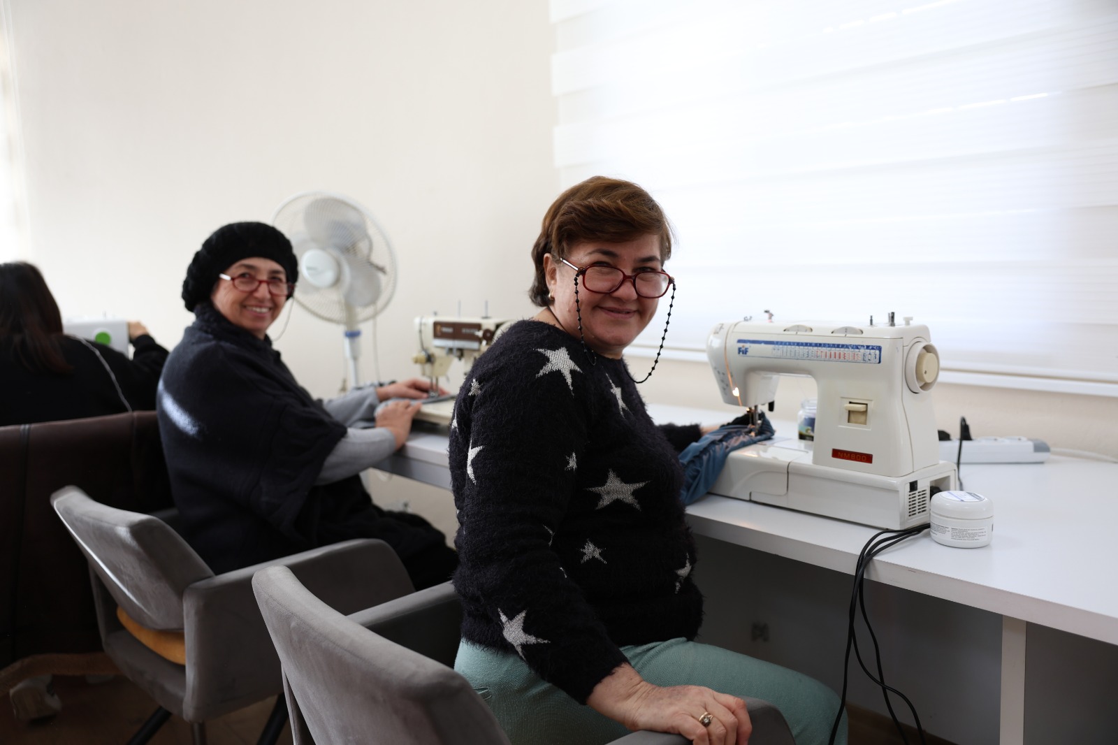EFELER’DE KADINLAR ÜRETEREK GÜÇLENİYOR