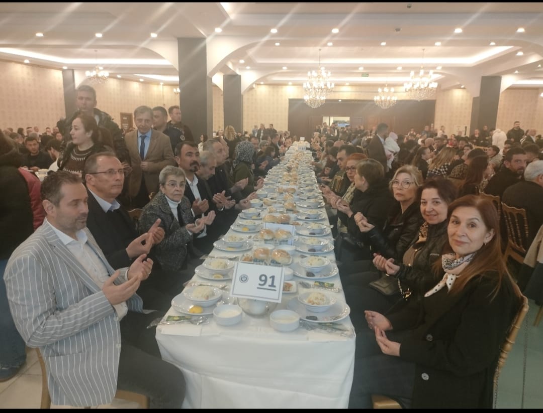 NAZİLLİ SANATİ SİTESİ ÜYELERİ İFTAR YEMEĞİNDE BULUŞTU