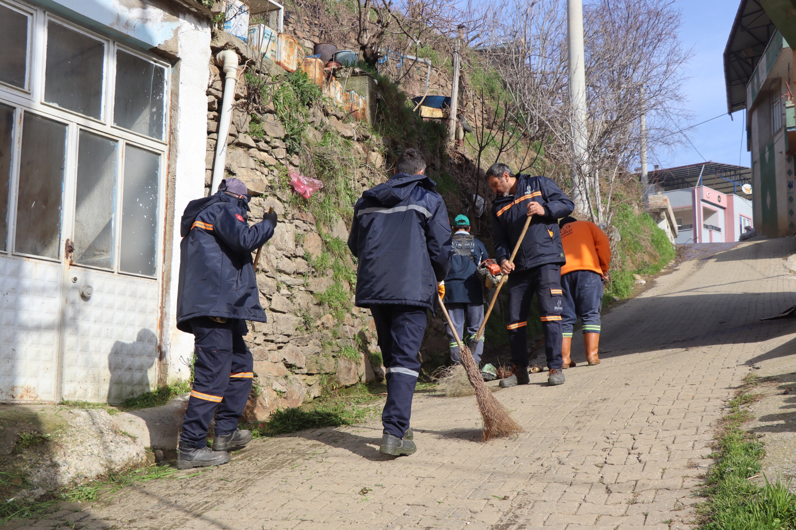 Nazilli Belediyesi’nden 82 mahallede bayram temizliği 