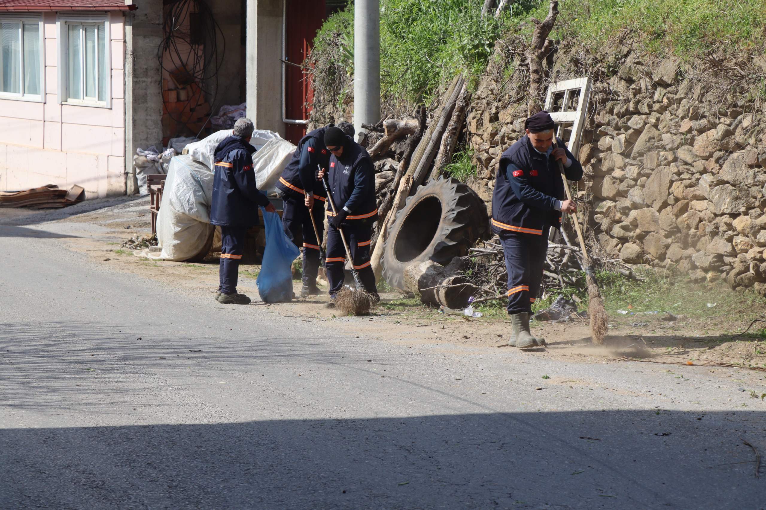 Nazilli Belediyesi’nden 82 mahallede bayram temizliği 