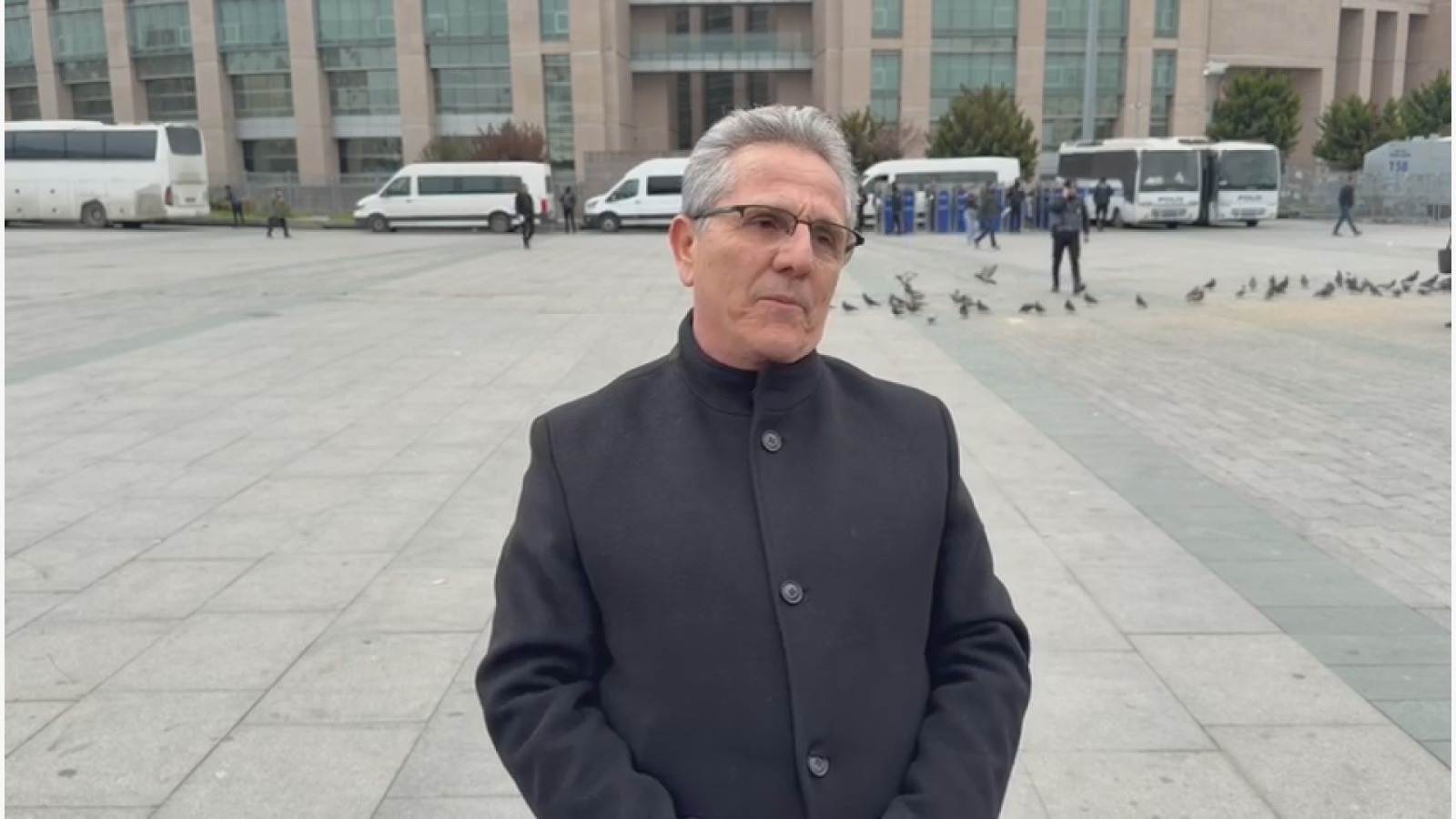 BAŞKAN ÖMER GÜNEL’E ÇAĞLAYAN ADLİYESİ ÖNÜNDE GÜÇLÜ DESTEK