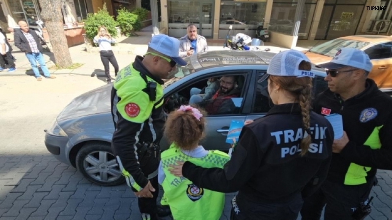 MİNİK TRAFİKÇİLER DENETİME ÇIKTI