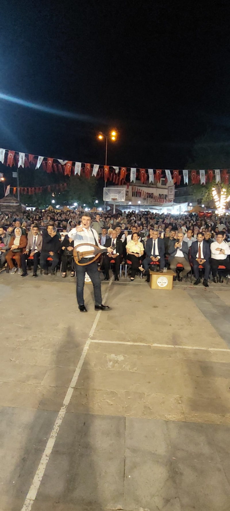 Coşkun Sabah Sultanhisar’da Hayranlarını Büyüledi
