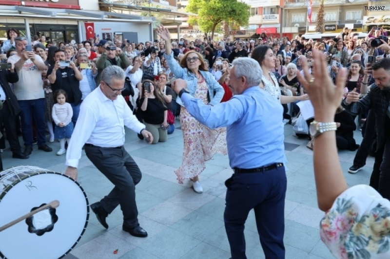 Bu Festival’de Resmiyet yok Eğlence çok