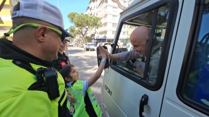 MİNİK TRAFİKÇİLER DENETİME ÇIKTI