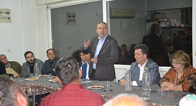 AK PARTİLİ ABAK NAZİLLİ'DE MEŞALELER İLE KARŞILANDI