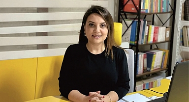 ANNE BABALAR DA OYUN OYNAR