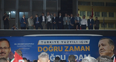 BAKAN KASAPOĞLU NAZİLLİ'DEN GENÇLERE SESLENDİ