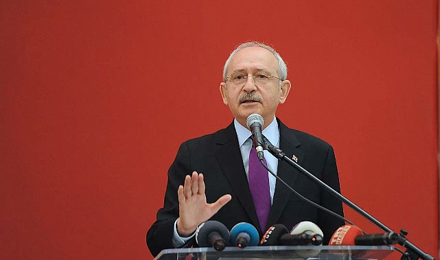 CHP'DE KILIÇDAROĞLU KILICI ÇEKTİ