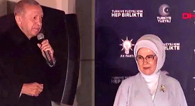 Cumhurbaşkanı Erdoğan Ankara’da Balkon konuşması yaptı