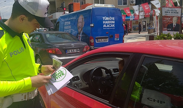 Karayolu Trafik Güvenliği Gününde sürücüler bilgilendirildi