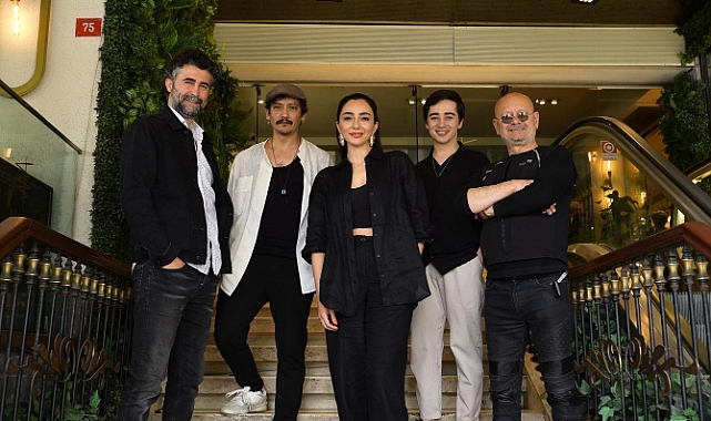 ÖYKÜ GÜRMAN GRABUNA FİLMİ İLE MUTSUZ KADINLARIN SESİ OLACAK