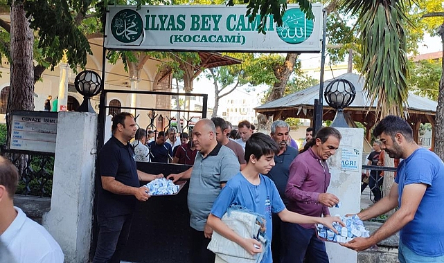 AYDIN BÜYÜKŞEHİR BELEDİYESİ VATANDAŞLARLA BAYRAMLAŞTI
