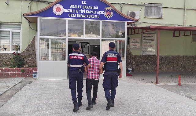 Nazilli’de Aranan iki şahıs yakalandı.
