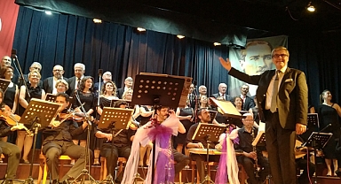 Nazilli Kaymakamlık Korosu’ndan muhteşem konser.