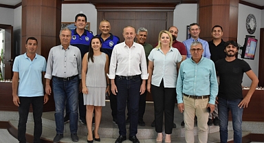 BAŞKAN ATABAY İŞÇİLERİ ENFLASYONA KARŞI EZDİRMEDİ