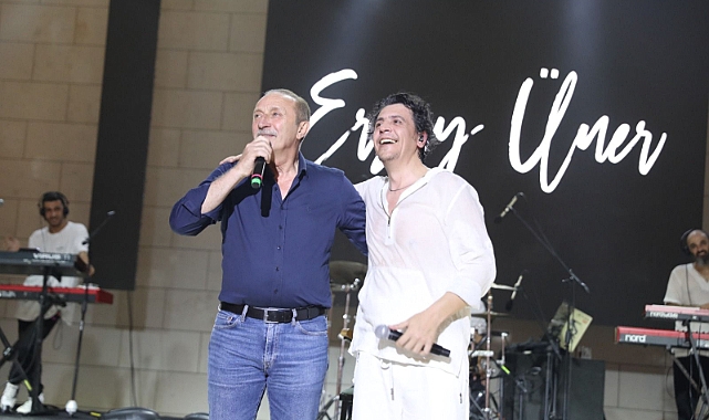 DİDİM’DE ERSAY ÜNER RÜZGARI ESTİ