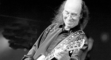 Erkin Koray Hayatını Kaybetti