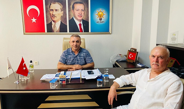 Esat Ergüler’den AK Parti’ye sürpriz ziyaret