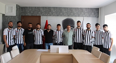 Nazilli Belediyespor’da 8 İmza Birden