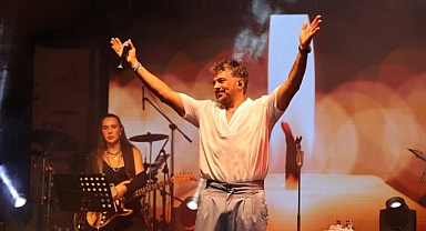 ALTIN GÜVERCİN FİNALİSTLERİ HEYECANINI EMRE ALTUĞ İLE AŞTI