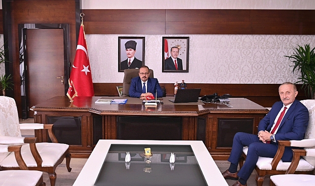 BAŞKAN ATABAY’DAN AYDIN VALİSİ CANBOLAT’A HAYIRLI OLSUN ZİYARETİ