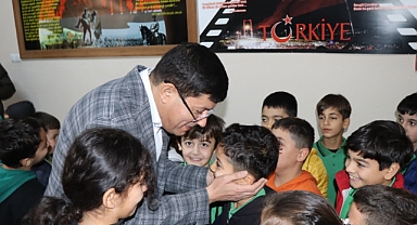 Başkan Özcan yeni eğitim öğretim yılını kutladı