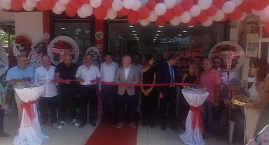 Büşra Eczanesi Hizmete girdi.
