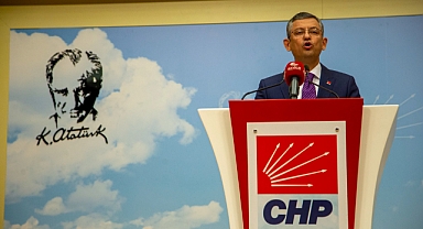 CHP’de Değişim Süreci başladı. Özgür Özel Adaylığını açıkladı