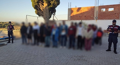 DİDİM'DE 2 ORGANİZATÖR VE 31 GÖÇMEN YAKALANDI