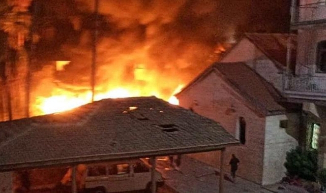 İsrail Gazze’de Hastane Vurdu en az 500 Can kaybı var