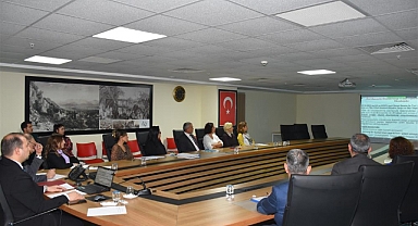 ÖZEL SAĞLIK TESİSLERİNİN DENETİMİ YÖNETMELİK EĞİTİMİ GERÇEKLEŞTİRİLDİ