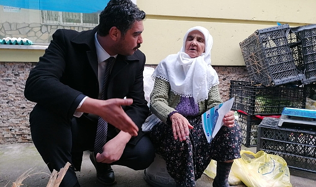 Ali Çetinkaya’ya Perşembe Pazarı’nda büyük ilgi