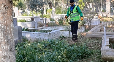 Nazilli’de mezarlıklar bakıma alındı
