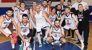 RAKİBİ YOK PARKE'NİN TOZUNU ALDILAR