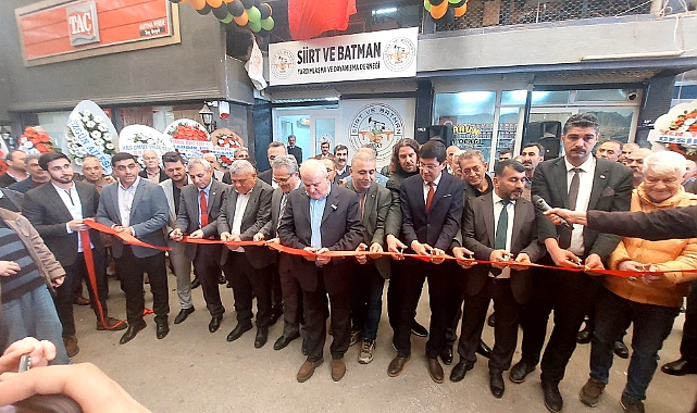 Siirt ve Batman’lı lar derneği açıldı