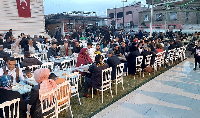  Aşağı Nazilli Esnafları iftarda bir araya geldi.