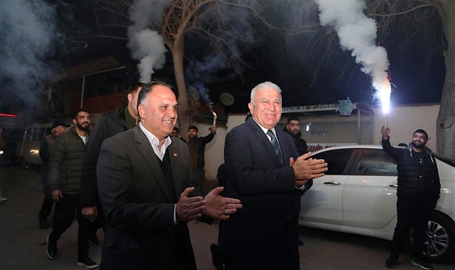 BAŞKAN ATAY ZİYARET ETTİĞİ MAHALLELERE YENİ MÜJDELER VERİYOR